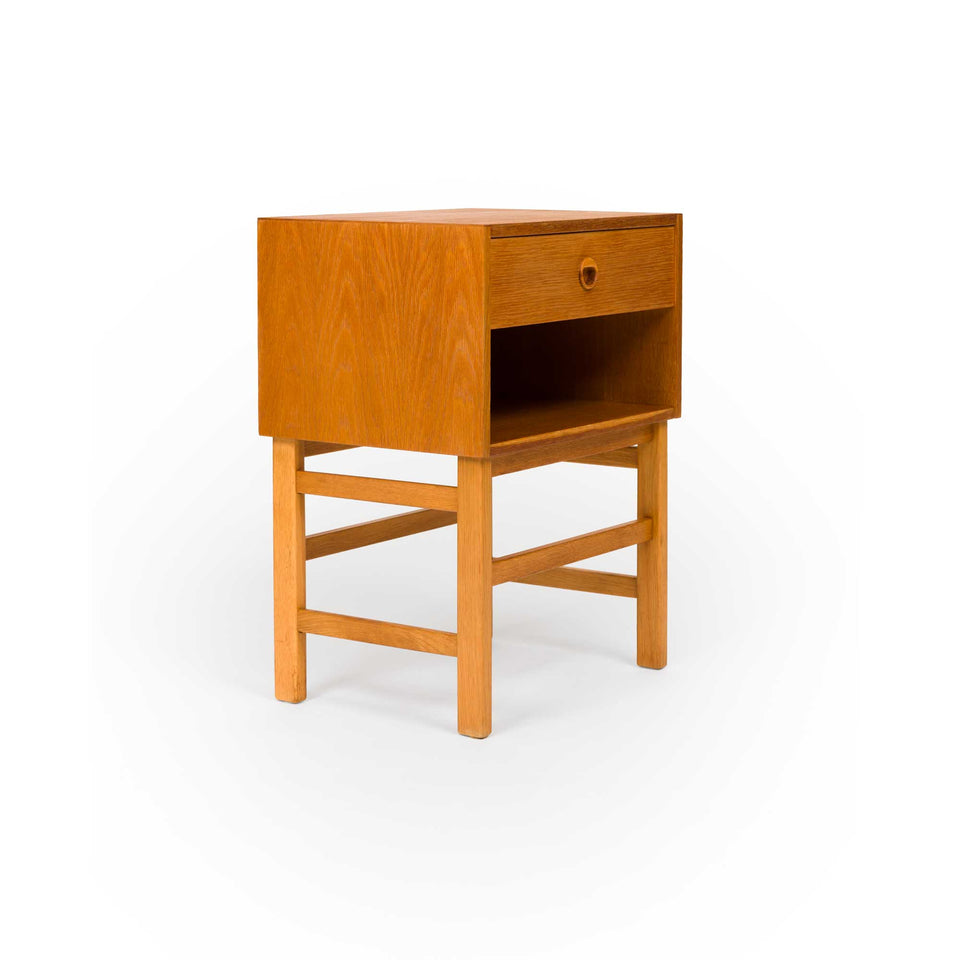 Vintage Danish Mid-Century Teak Nightstands/ Side Tables (Pair)