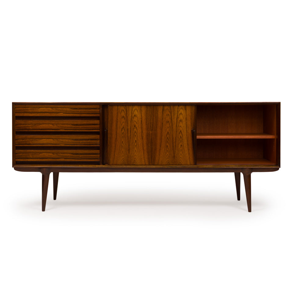 Vintage Danish Mid-Century Omann Jun Møbelfabrik Model 18 Rosewood Credenza 1960s