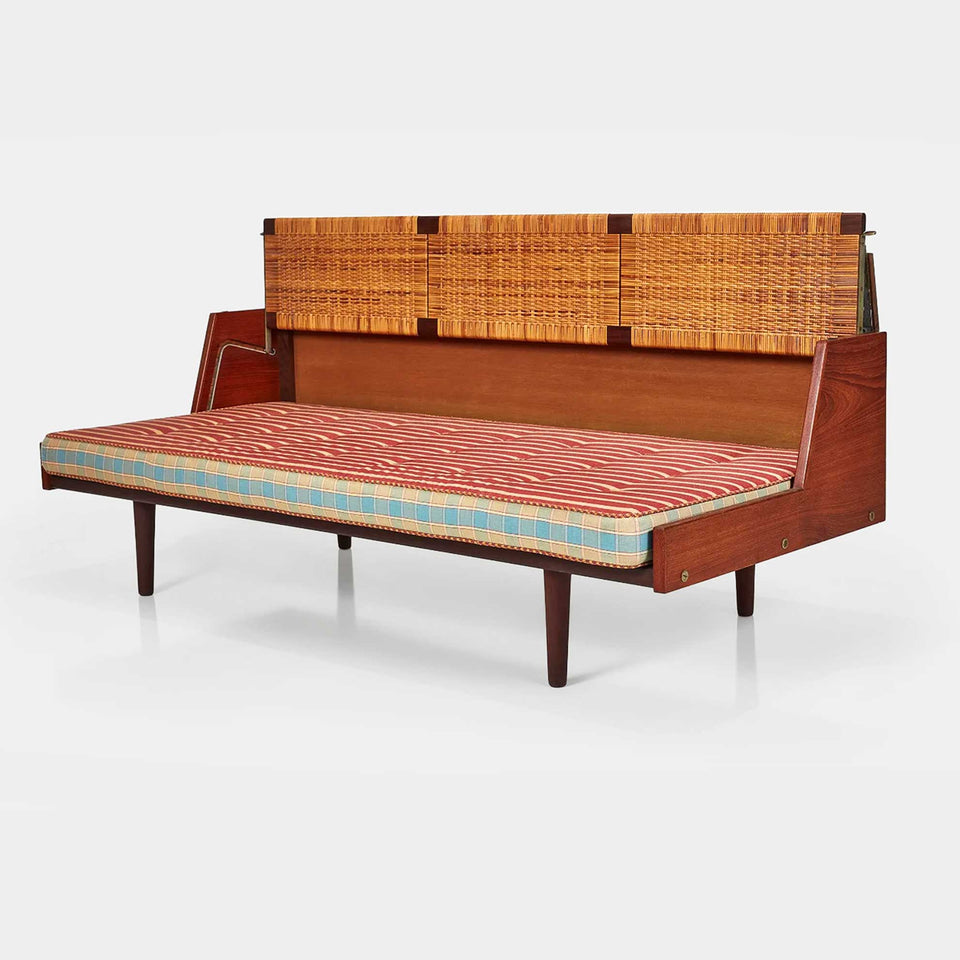 HOLD—Hans Wegner Model GE 6 daybed by Getama, Denmark 1960s Teak/Cane/Upholstery