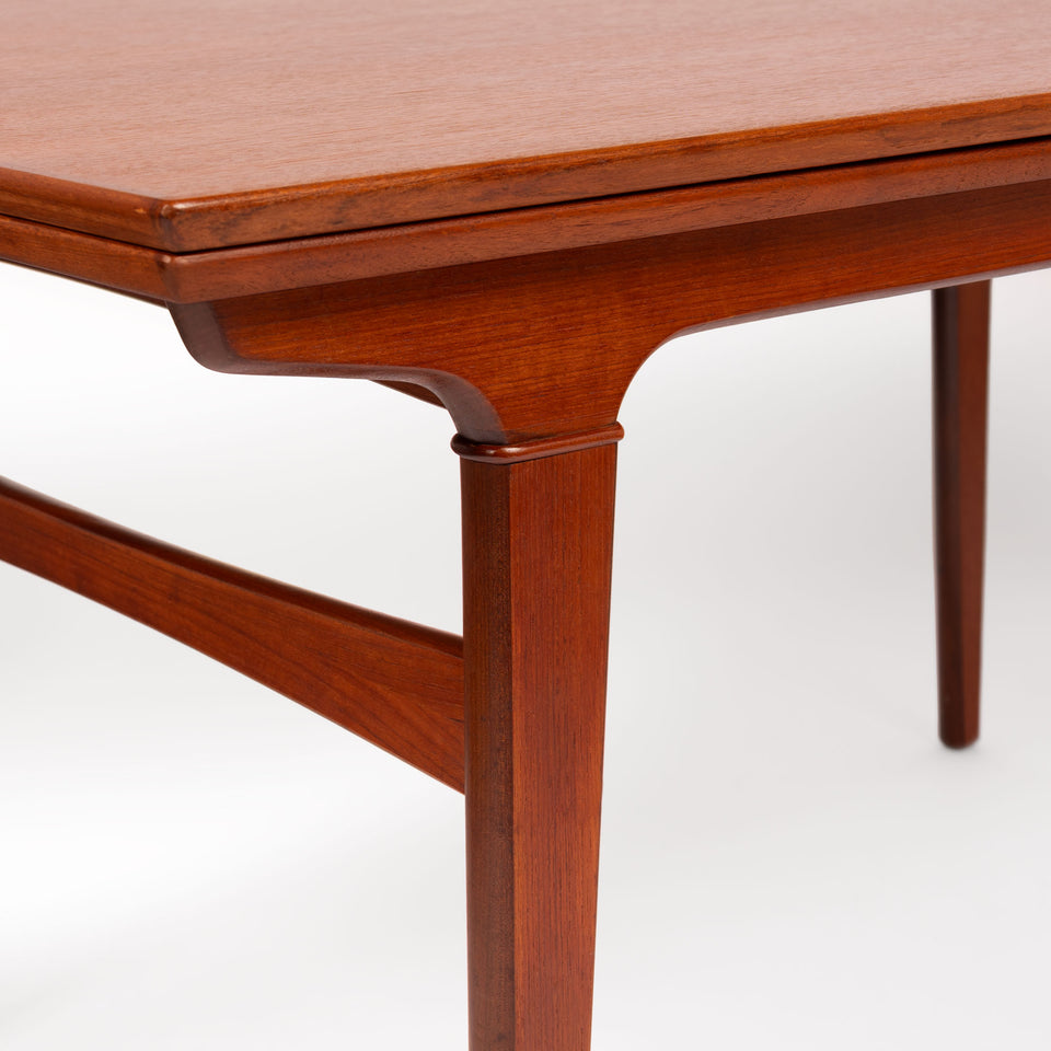 Vintage Teak Expanding Dining Table by Knud Nielsen for Møbelfabrik Løsning