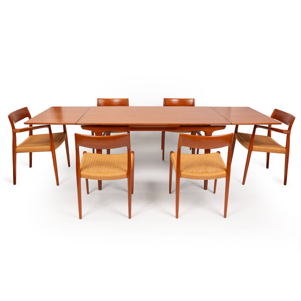 Vintage Teak Expanding Dining Table by Knud Nielsen for Møbelfabrik Løsning