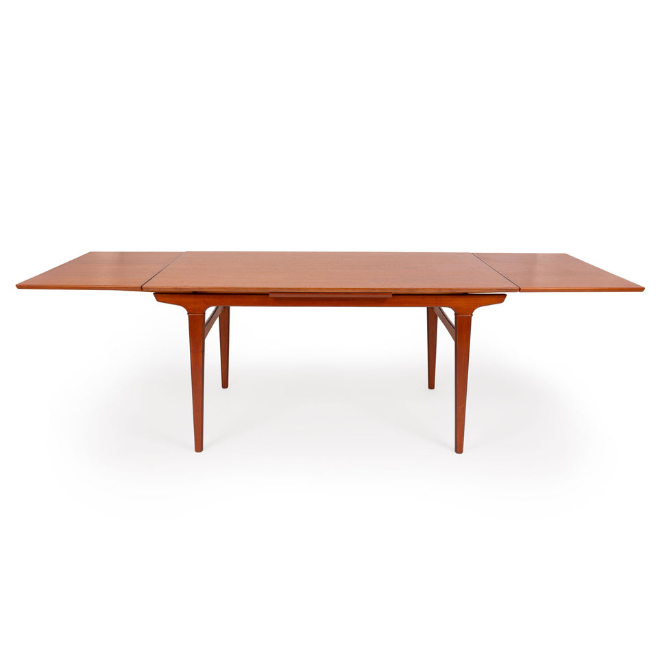 Vintage Teak Expanding Dining Table by Knud Nielsen for Møbelfabrik Løsning