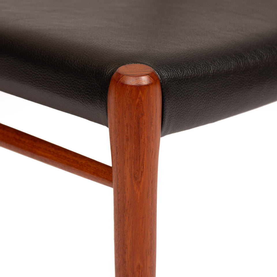 Vintage Niels Otto Møller Model 75 Dining Chairs in Solid Teak (Set of 4)