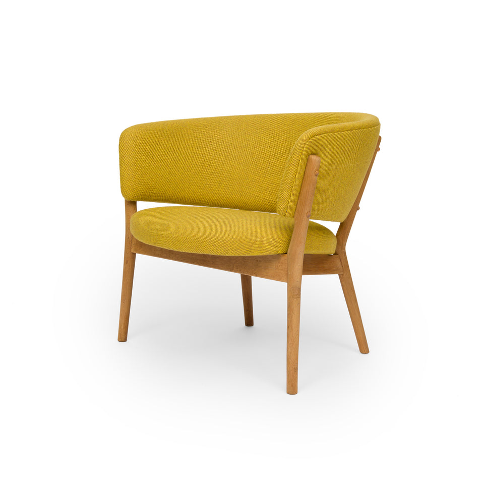 Vintage Nanna & Jørgen Ditzel Model 83 Danish Modern Lounge Chairs (Pair)