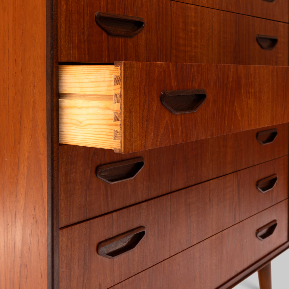 Vintage Danish Mid-Century Six Drawer Teak Dresser