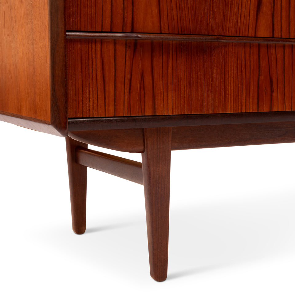 Vintage Danish Mid-Century Five-Drawer Rosewood Dresser