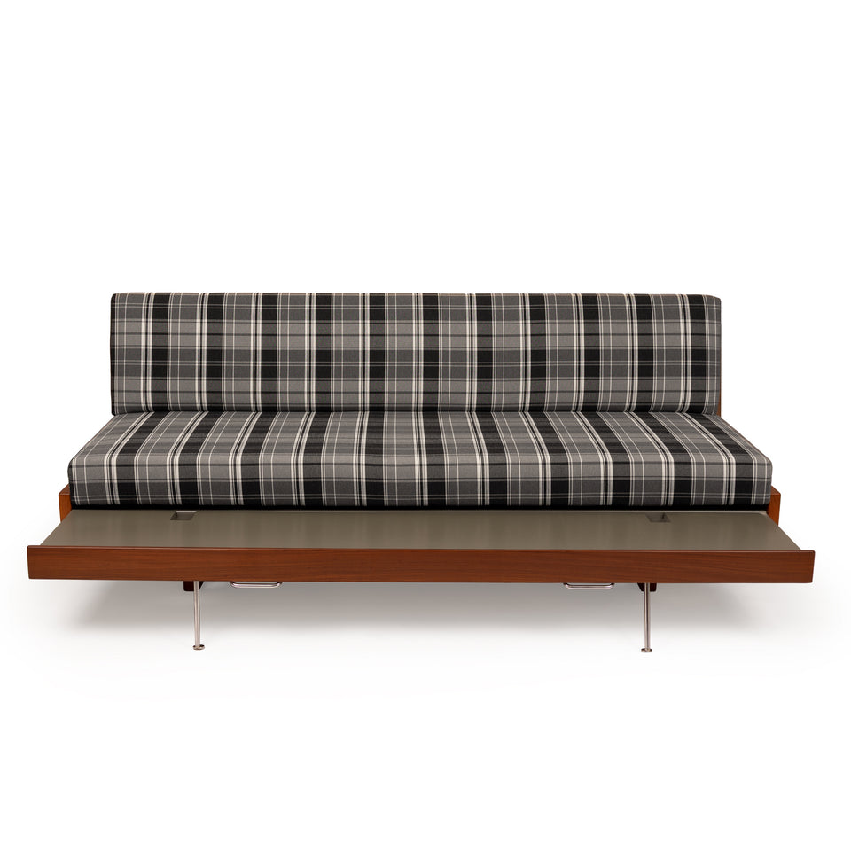 Wegner Daybed