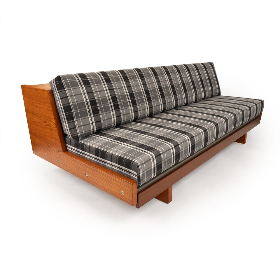Vintage Hans Wegner Daybed GE77 for Getama 1960s