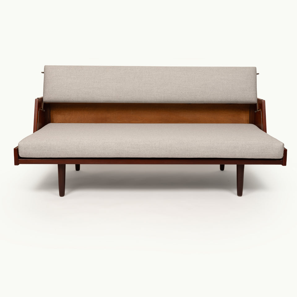 Hans Wegner Model GE 6 daybed by Getama, Denmark 1960s Teak