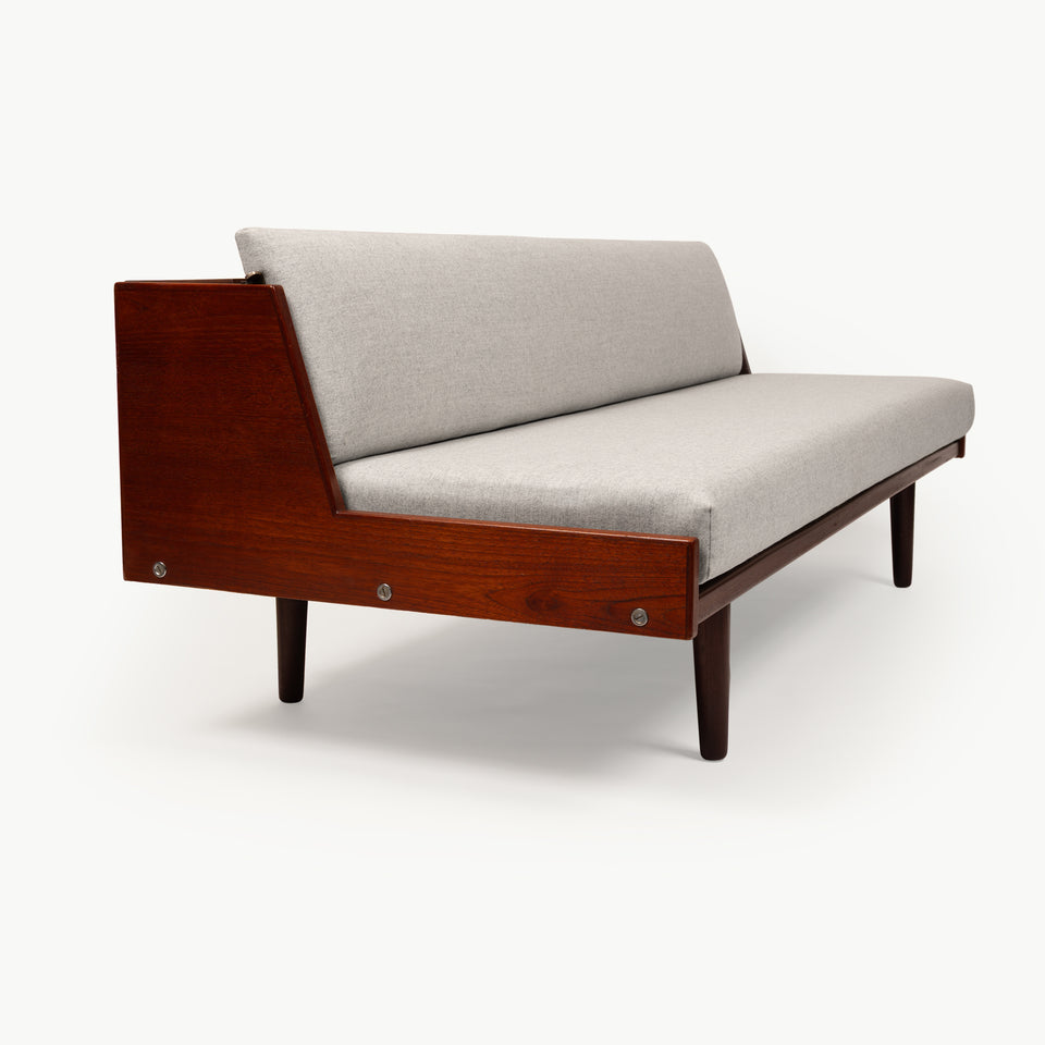 Hans Wegner Model GE 6 daybed by Getama, Denmark 1960s Teak