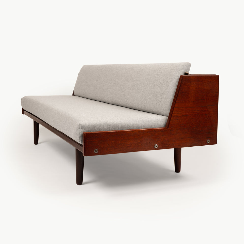 Hans Wegner Model GE 6 daybed by Getama, Denmark 1960s Teak