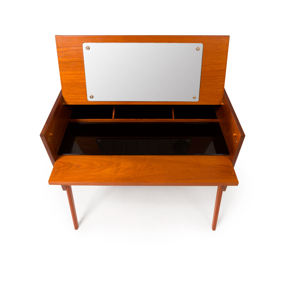 1960s Vintage Danish Mid-Century Teak Vanity/Dresser